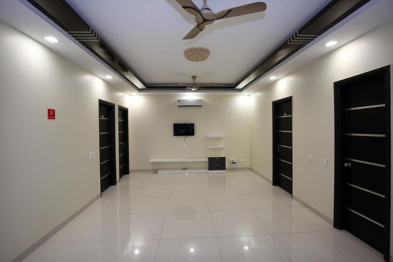 Fabhotel Shashank Villa Chandīgarh 外观 照片